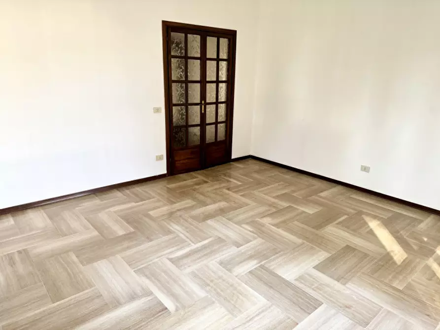 Immagine 5 di Appartamento in vendita  a San Secondo Parmense