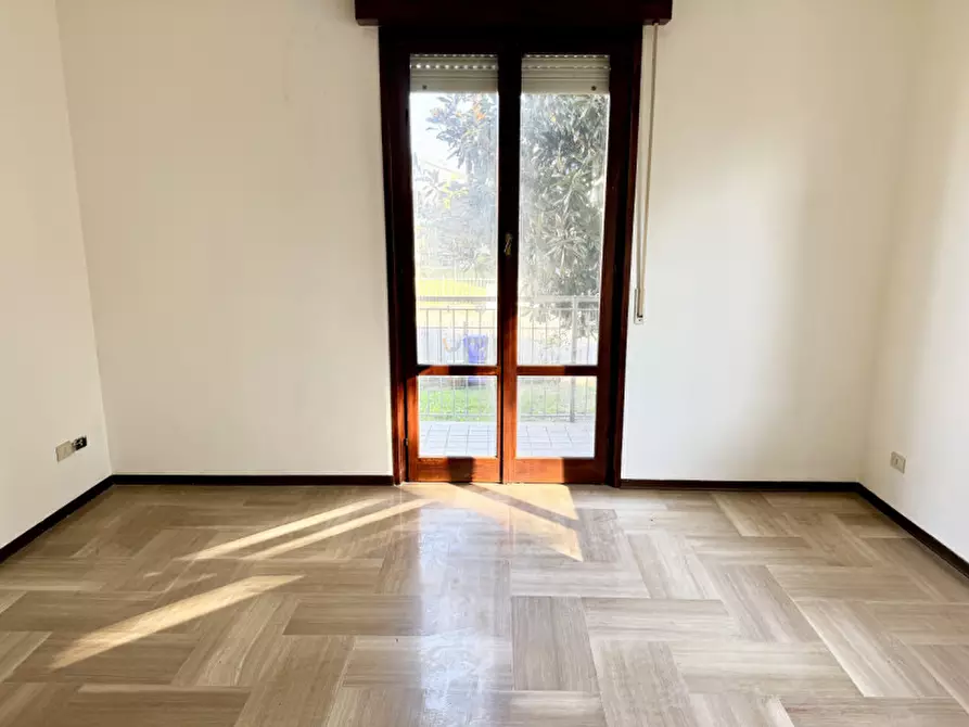 Immagine 7 di Appartamento in vendita  a San Secondo Parmense