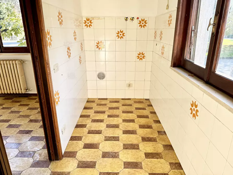 Immagine 12 di Appartamento in vendita  a San Secondo Parmense