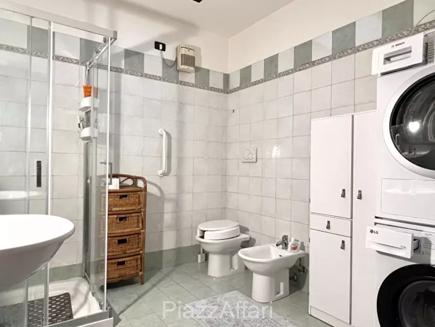 Immagine 9 di Appartamento in vendita  in Via Abate Balbo a Correzzola