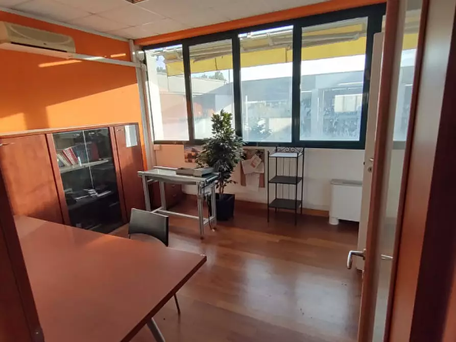 Immagine 1 di Laboratorio in affitto  in Via Giovanni Battista Brunelli a Este