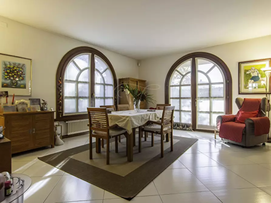 Immagine 6 di Villa in vendita  in Via dei Cavalieri a Torri Di Quartesolo