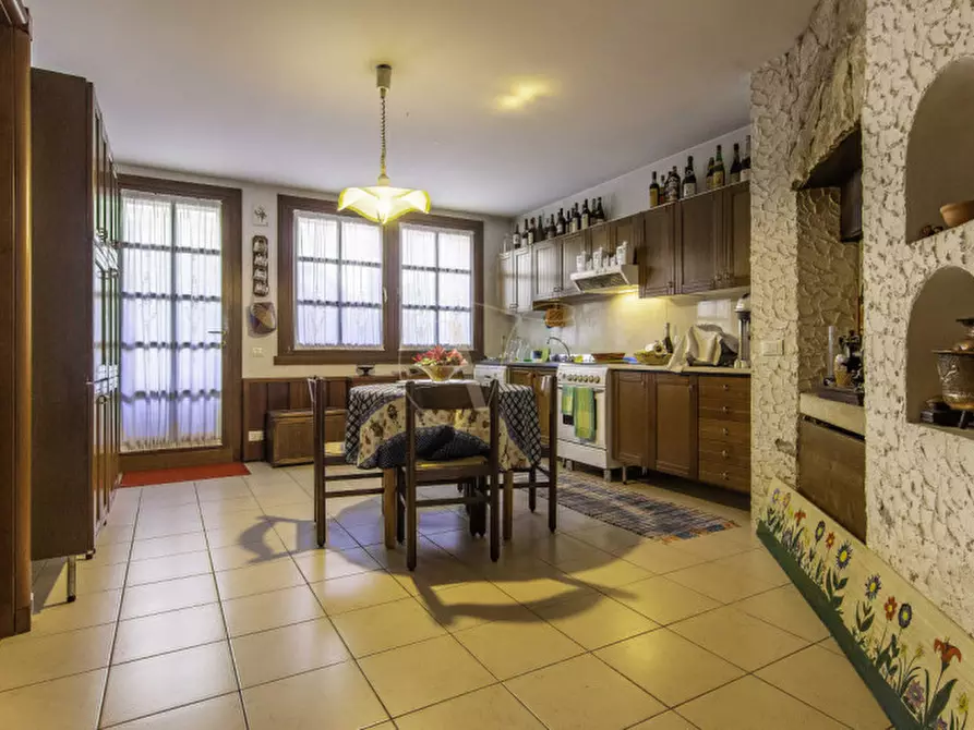 Immagine 29 di Villa in vendita  in Via dei Cavalieri a Torri Di Quartesolo