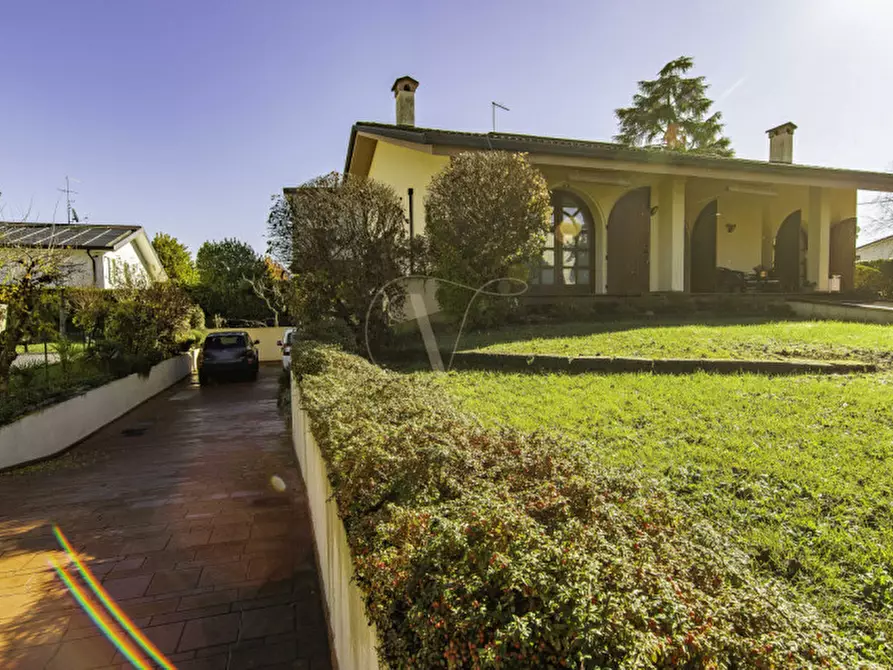 Immagine 37 di Villa in vendita  in Via dei Cavalieri a Torri Di Quartesolo