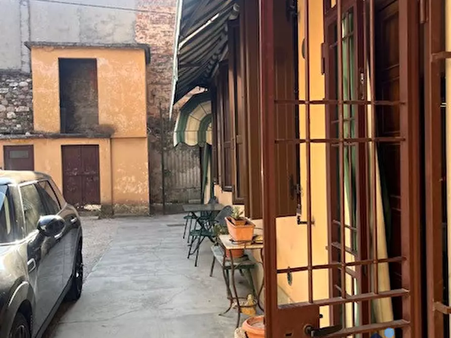 Immagine 6 di Casa indipendente in vendita  in Via Trieste a Castenedolo