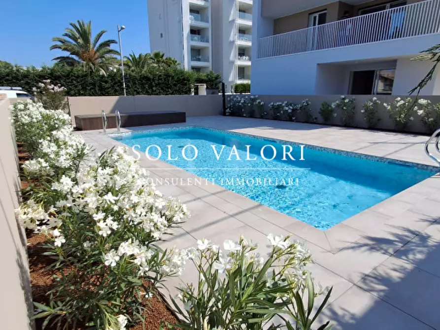 Immagine 1 di Appartamento in vendita  in Piazza Drago a Jesolo