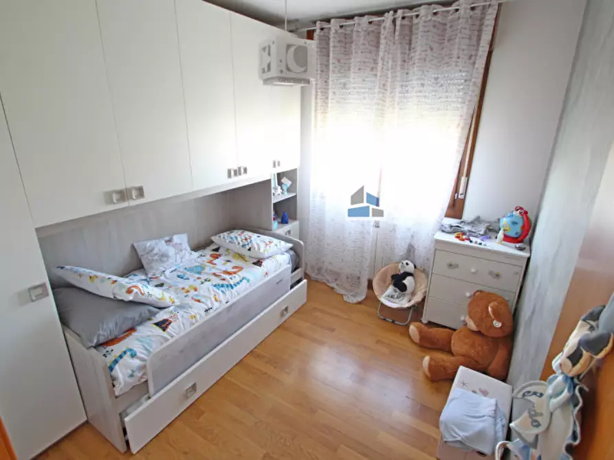 Immagine 9 di Appartamento in vendita  in Via Piave a Mirano