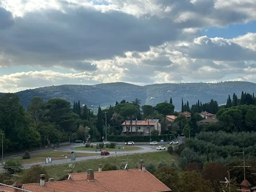 Immagine 41 di Appartamento in vendita  a Perugia
