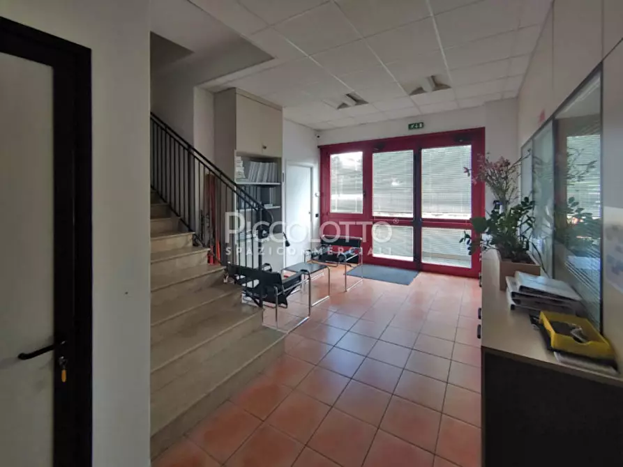 Immagine 5 di Laboratorio in affitto  in via Strade Nuove a Cavaso Del Tomba