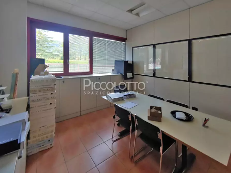 Immagine 7 di Laboratorio in affitto  in via Strade Nuove a Cavaso Del Tomba