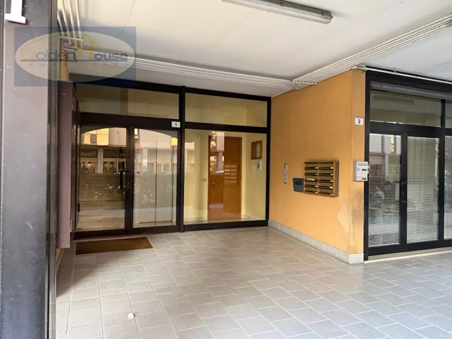 Immagine 2 di Appartamento in vendita  in Via Fosse Ardeatine 1 a Ozzano Dell'emilia