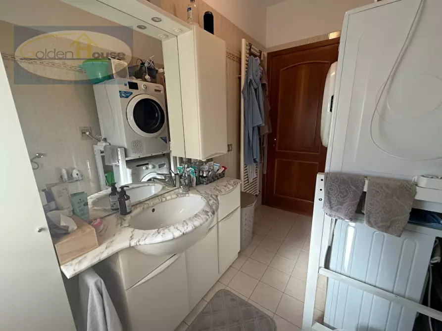 Immagine 12 di Appartamento in vendita  in Via Fosse Ardeatine 1 a Ozzano Dell'emilia