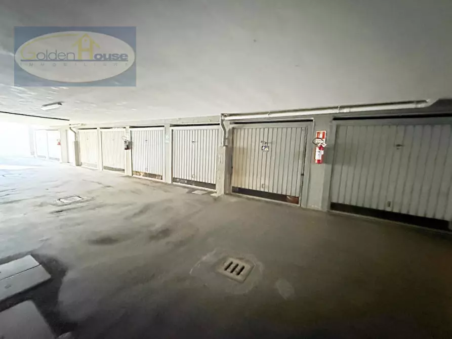 Immagine 19 di Appartamento in vendita  in Via Fosse Ardeatine 1 a Ozzano Dell'emilia