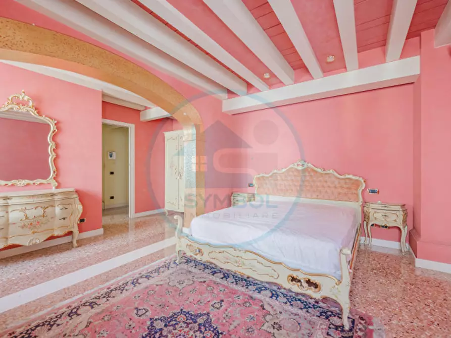 Immagine 2 di Appartamento in vendita  in Via Venti Settembre a Mirano