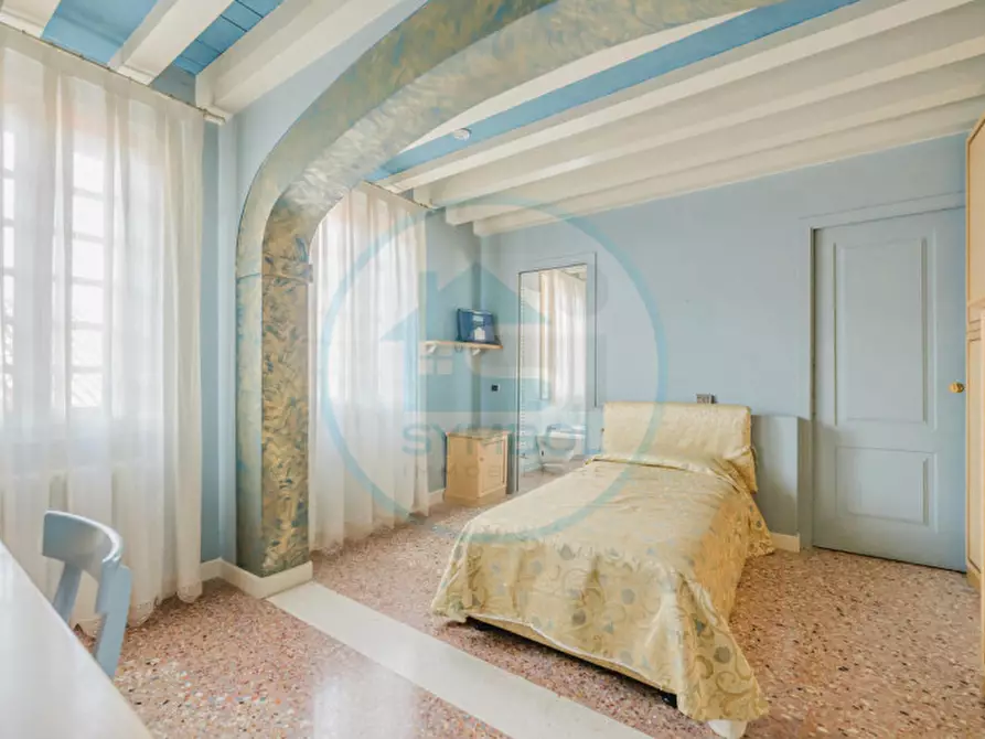 Immagine 3 di Appartamento in vendita  in Via Venti Settembre a Mirano