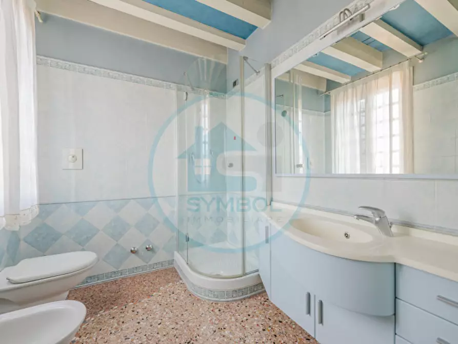 Immagine 10 di Appartamento in vendita  in Via Venti Settembre a Mirano