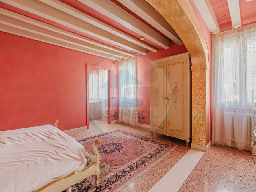 Immagine 15 di Appartamento in vendita  in Via Venti Settembre a Mirano