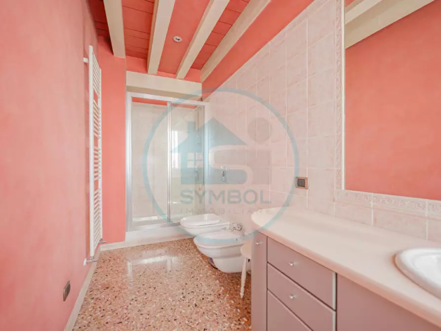 Immagine 21 di Appartamento in vendita  in Via Venti Settembre a Mirano