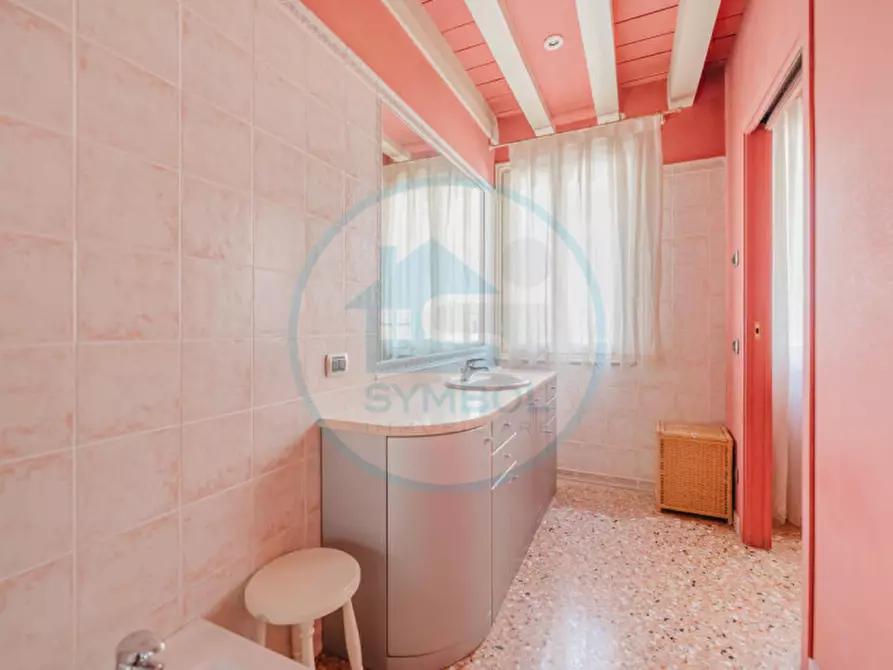 Immagine 27 di Appartamento in vendita  in Via Venti Settembre a Mirano