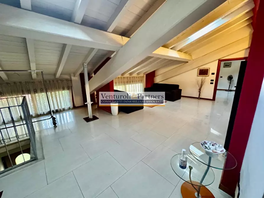 Immagine 2 di Attico in vendita  in Via Cesare Battisti a Montichiari