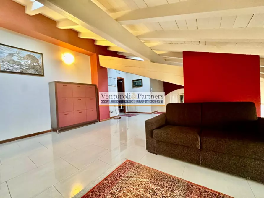 Immagine 3 di Attico in vendita  in Via Cesare Battisti a Montichiari