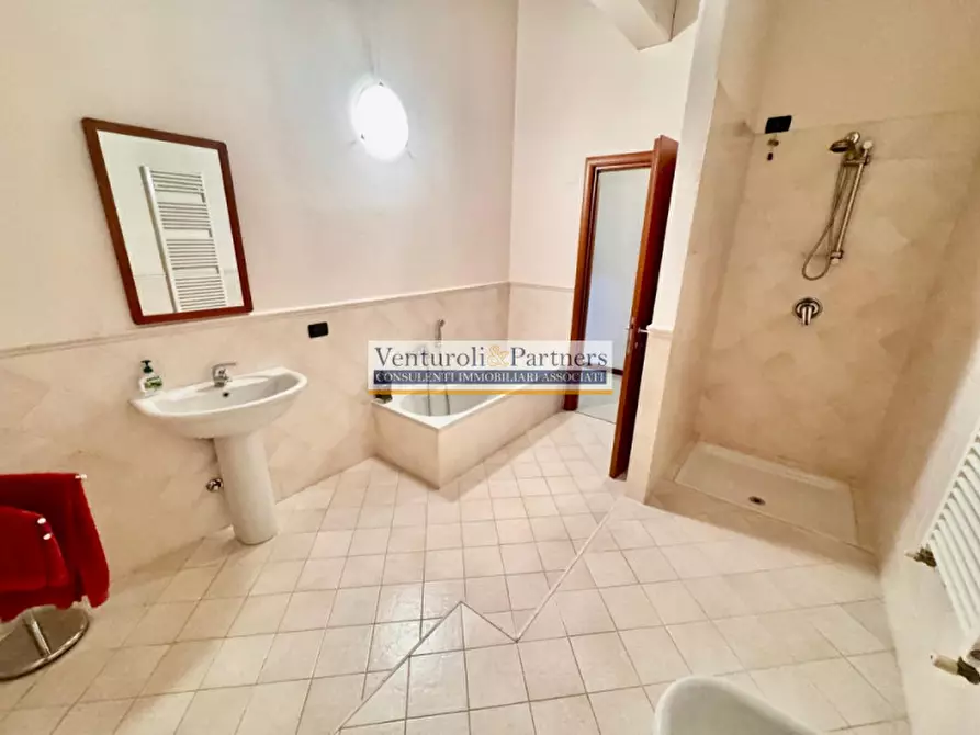 Immagine 5 di Attico in vendita  in Via Cesare Battisti a Montichiari