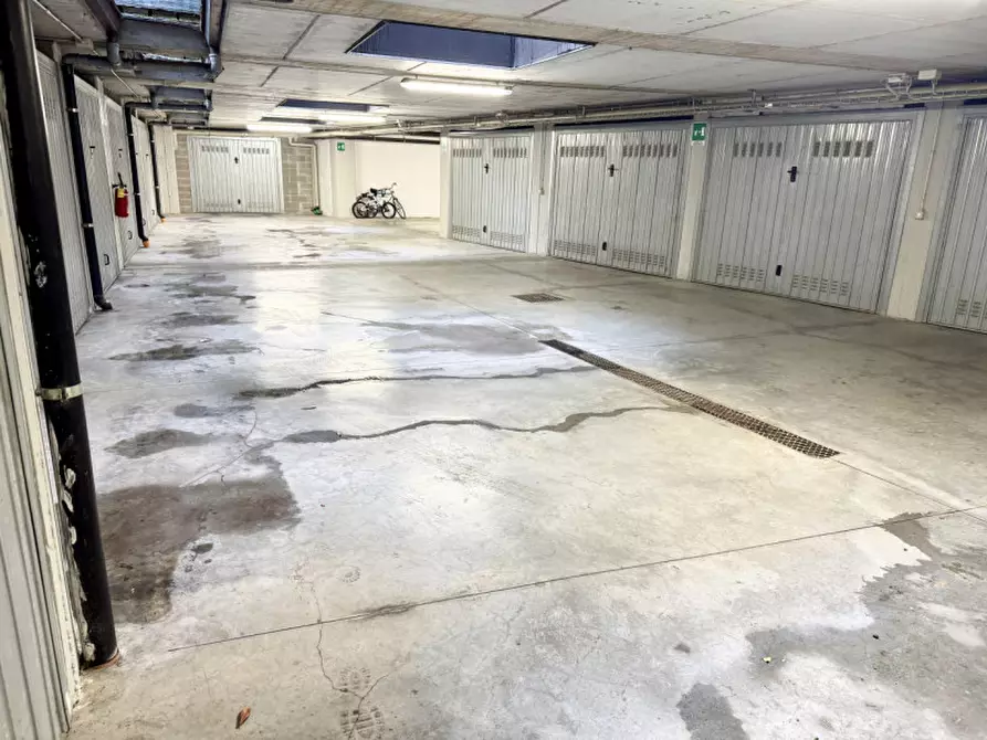 Immagine 26 di Appartamento in vendita  in strada Baganzola 140 a Parma