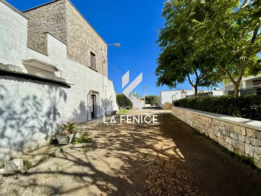 Immagine 4 di Casa indipendente in vendita  in Contrada Uacella a Locorotondo