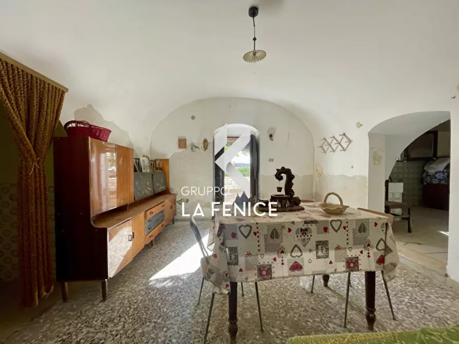 Immagine 13 di Casa indipendente in vendita  in Contrada Uacella a Locorotondo