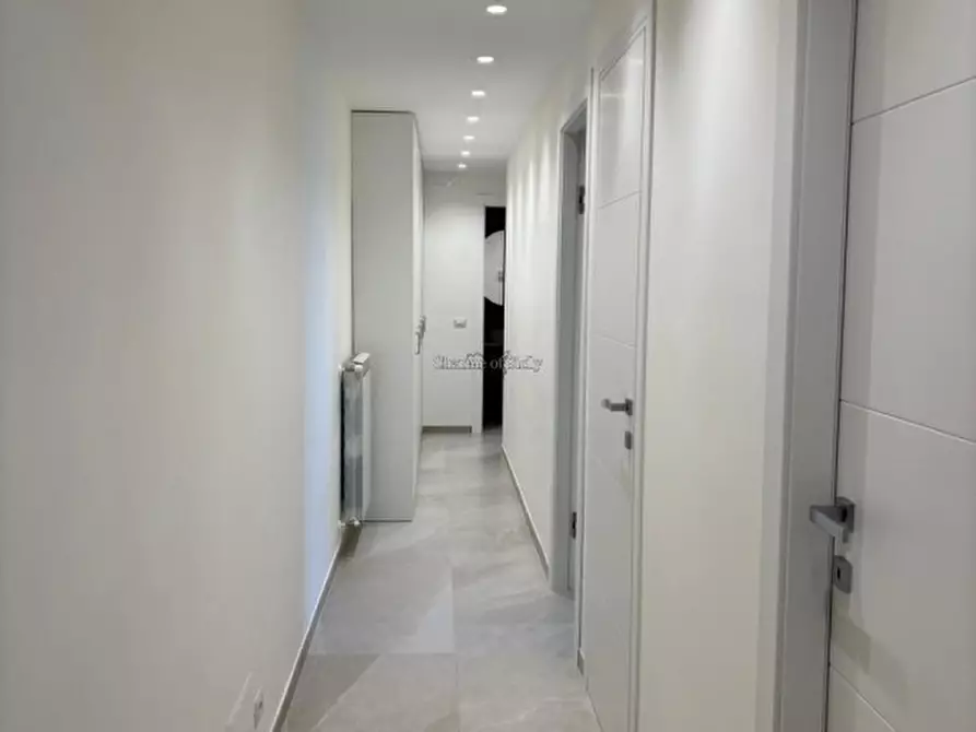 Immagine 11 di Appartamento in vendita  in Via Muzio Scevola a Modica