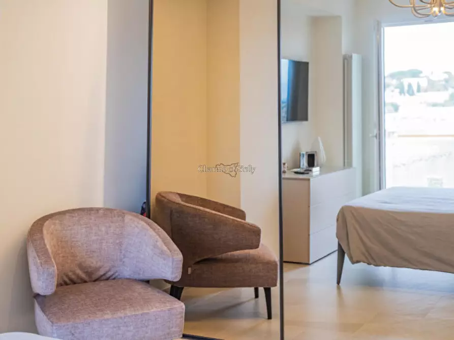 Immagine 14 di Appartamento in vendita  in Via Muzio Scevola a Modica