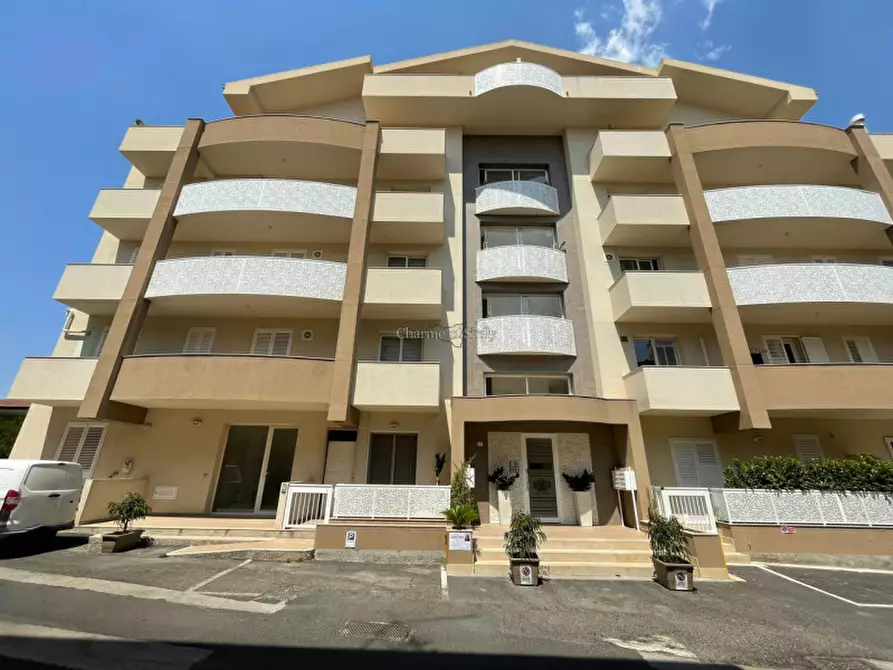 Immagine 53 di Appartamento in vendita  in Via Muzio Scevola a Modica