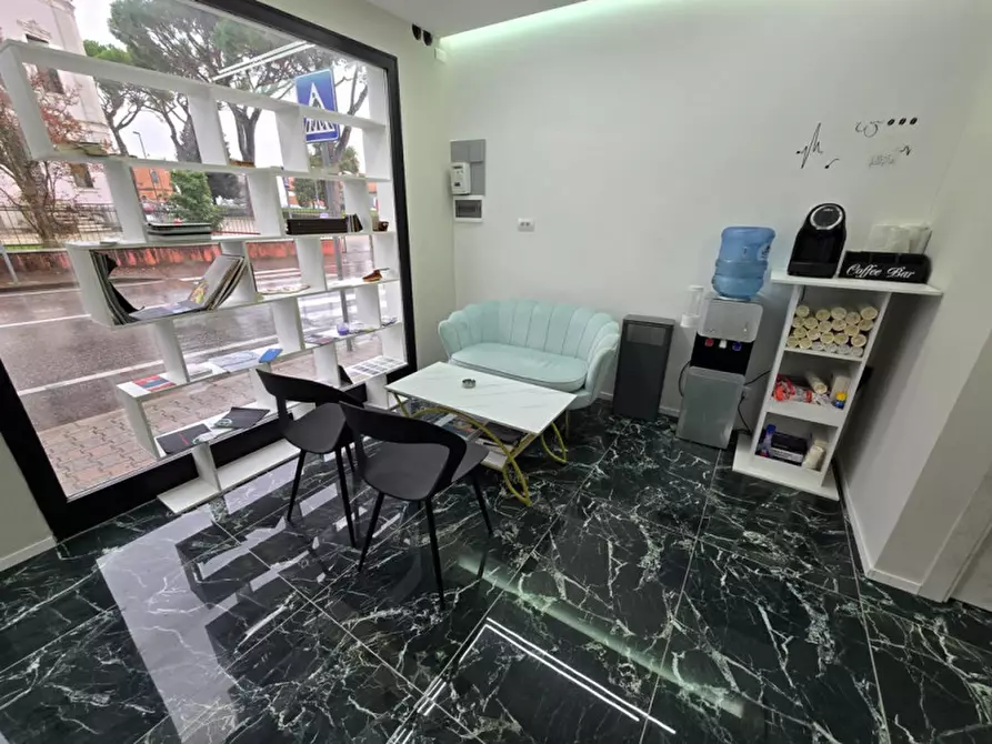 Immagine 11 di Negozio in vendita  in Vigonovo centro a Vigonovo