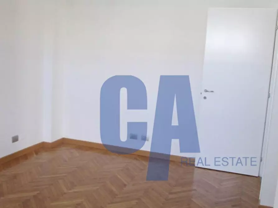 Immagine 4 di Ufficio in affitto  in PIAZZA MISSORI GIUSEPPE a Milano