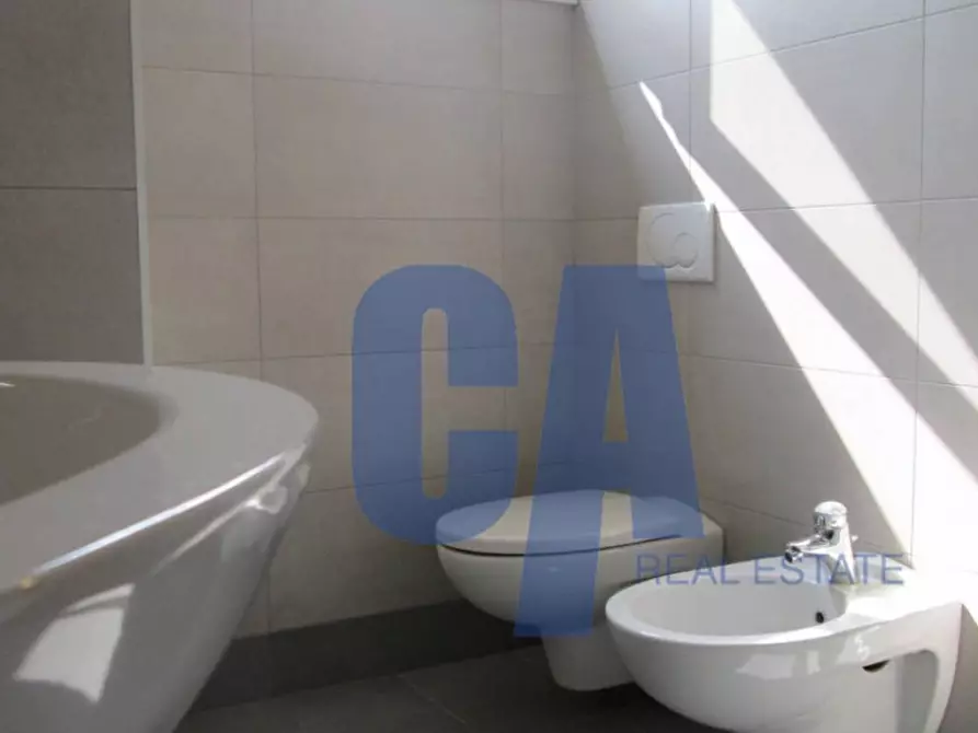 Immagine 7 di Ufficio in affitto  in PIAZZA MISSORI GIUSEPPE a Milano