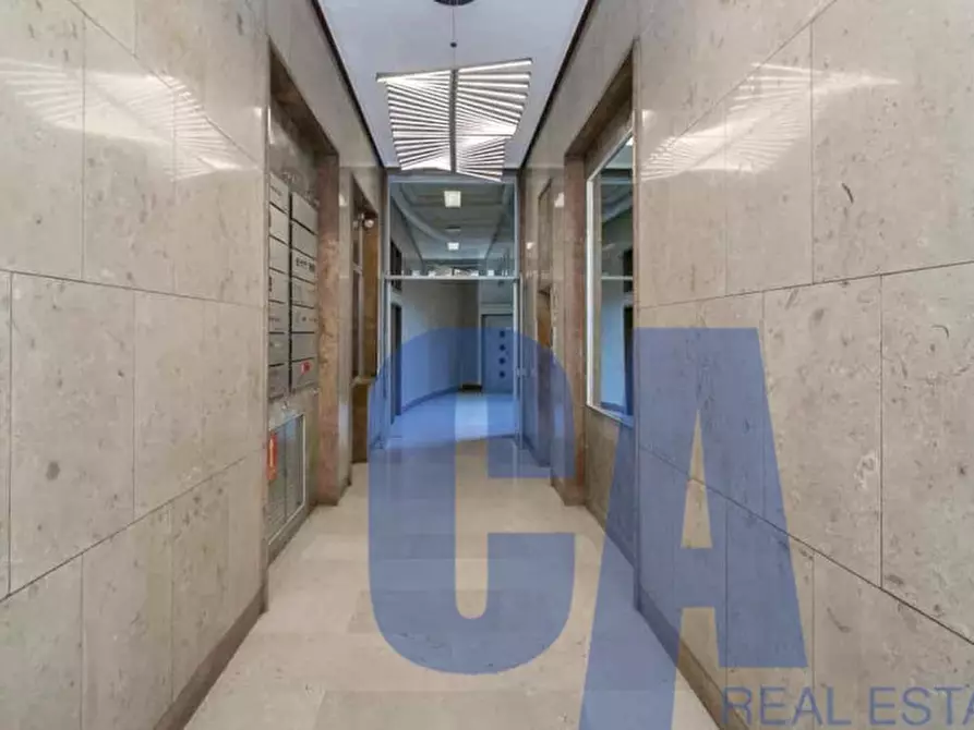 Immagine 8 di Ufficio in affitto  in PIAZZA MISSORI GIUSEPPE a Milano