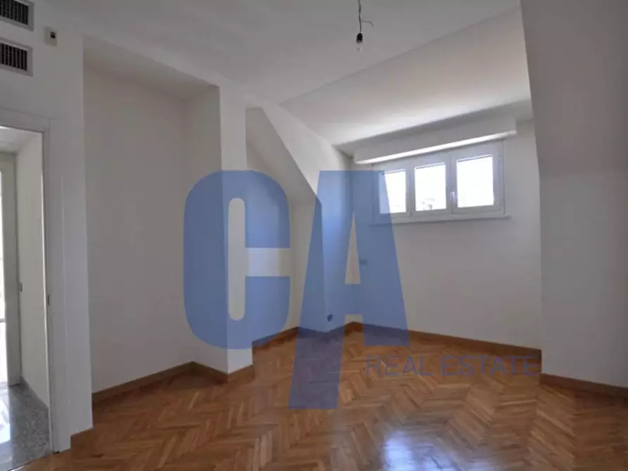 Immagine 11 di Ufficio in affitto  in PIAZZA MISSORI GIUSEPPE a Milano