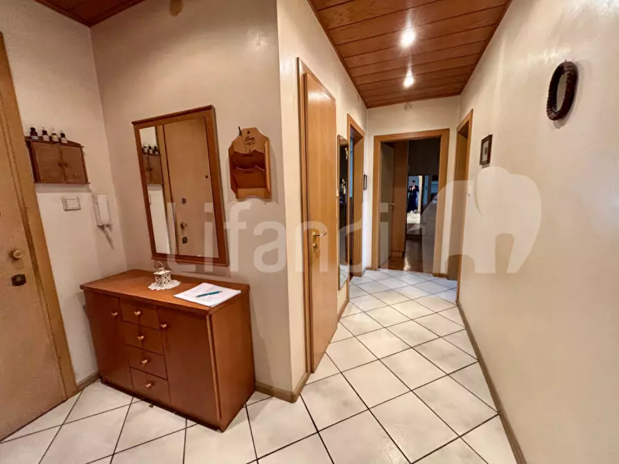 Immagine 6 di Appartamento in vendita  in Via Maso della Pieve - Pfarrhofstraße a Bolzano