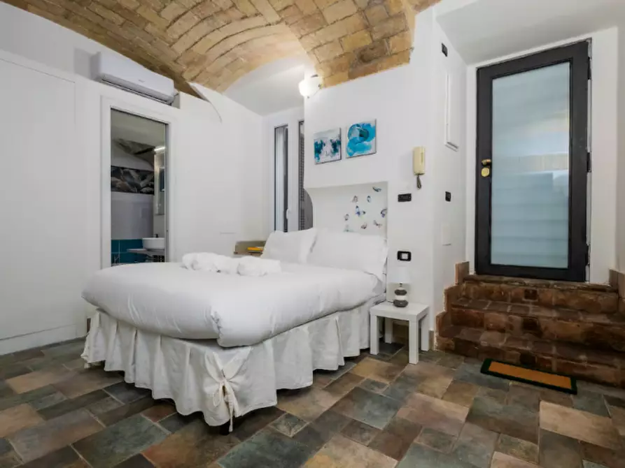 Immagine 3 di Appartamento in affitto  in Via Dandolo a Roma