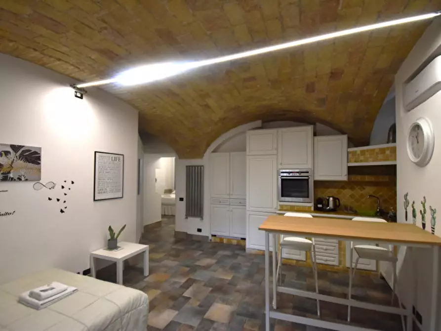 Immagine 16 di Appartamento in affitto  in Via Dandolo a Roma