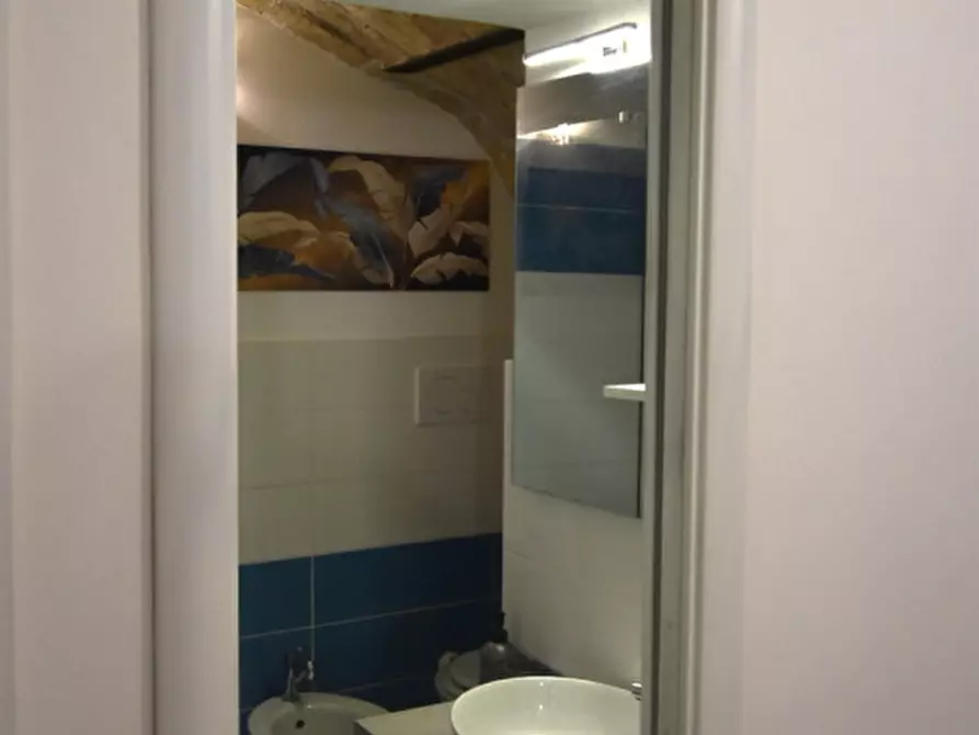 Immagine 25 di Appartamento in affitto  in Via Dandolo a Roma