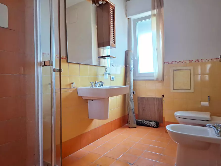 Immagine 9 di Appartamento in vendita  in Via Montepellegrino a Palermo