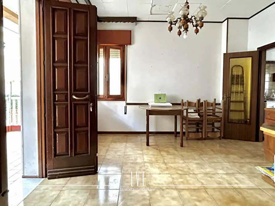Immagine 3 di Appartamento in vendita  in via dante alighieri 3° vicolo n.6 a Jesolo