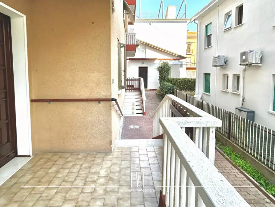 Immagine 23 di Appartamento in vendita  in via dante alighieri 3° vicolo n.6 a Jesolo
