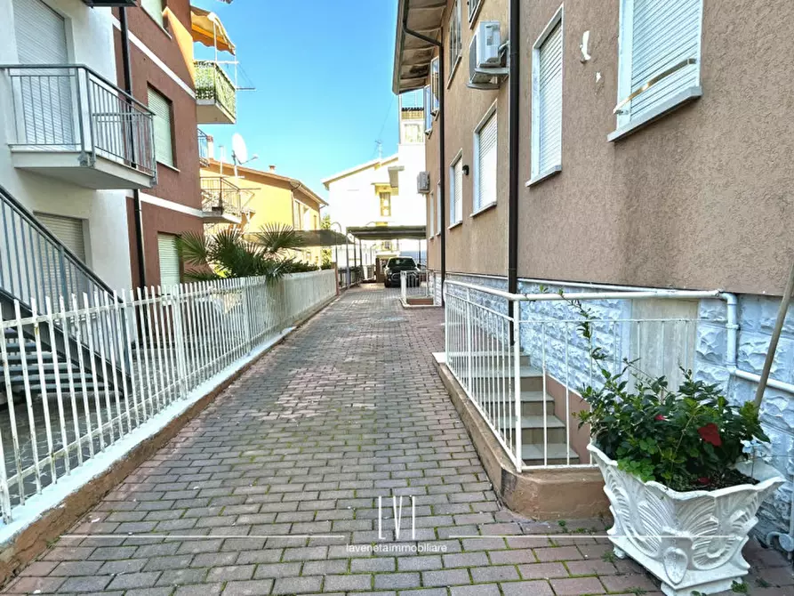 Immagine 27 di Appartamento in vendita  in via dante alighieri 3° vicolo n.6 a Jesolo