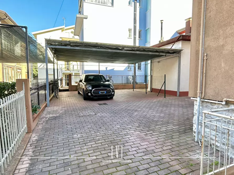 Immagine 28 di Appartamento in vendita  in via dante alighieri 3° vicolo n.6 a Jesolo