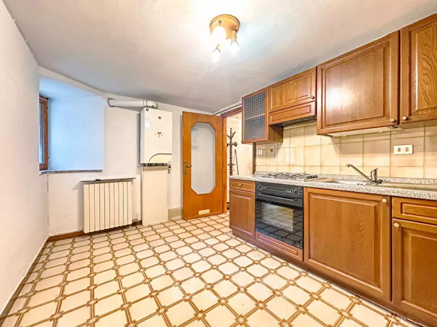 Immagine 4 di Appartamento in vendita  in via montecastello n 10 a Serravalle Sesia