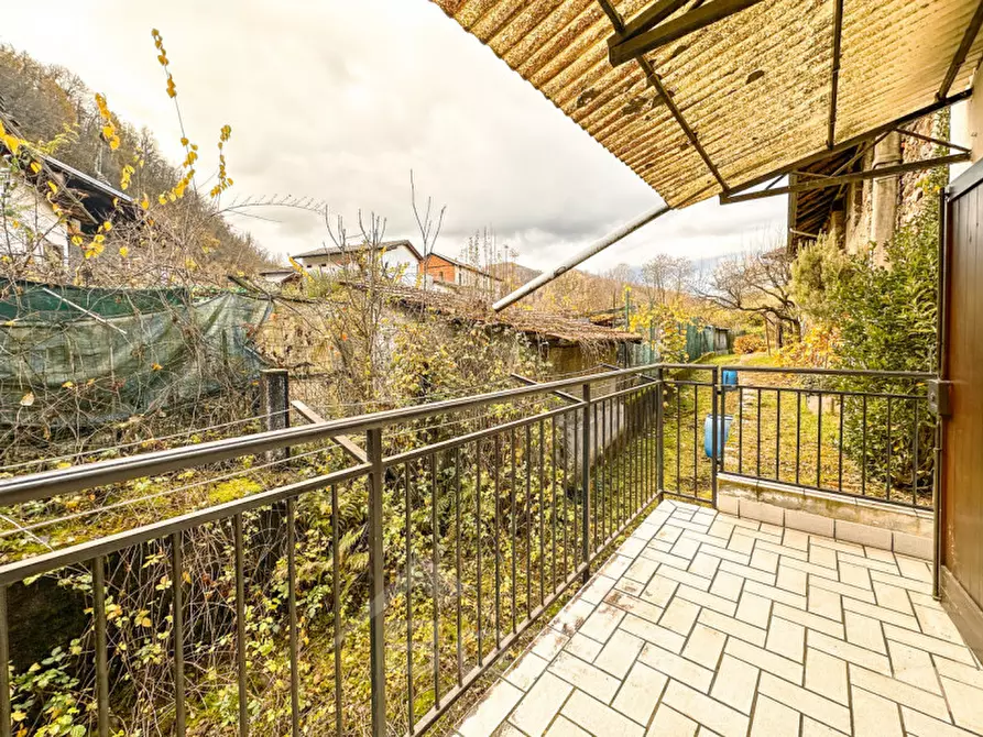 Immagine 10 di Appartamento in vendita  in via montecastello n 10 a Serravalle Sesia