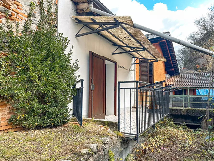 Immagine 12 di Appartamento in vendita  in via montecastello n 10 a Serravalle Sesia