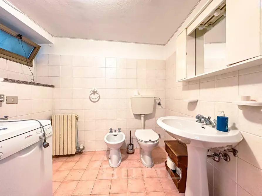 Immagine 14 di Appartamento in vendita  in via montecastello n 10 a Serravalle Sesia